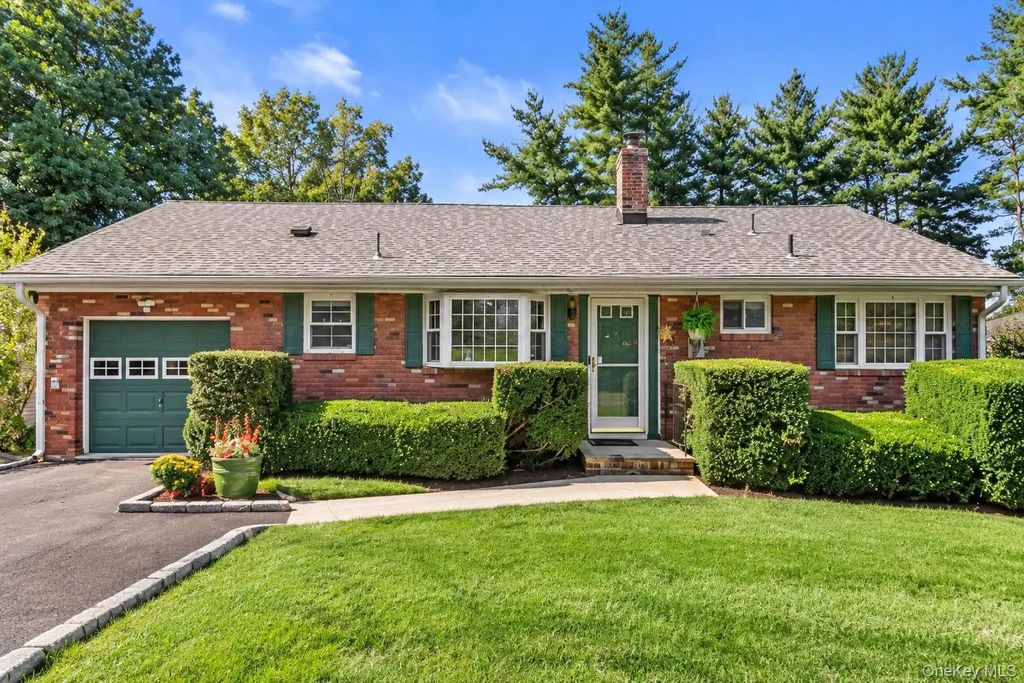 18 Buena Vista Avenue, Peekskill