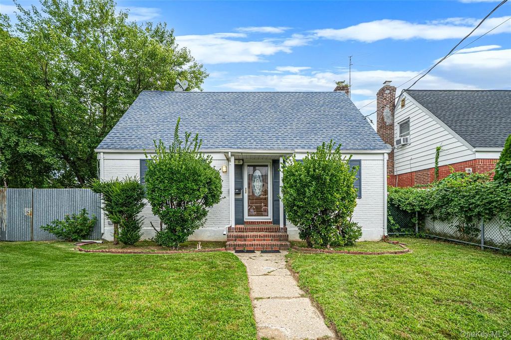 7603 271st Street, New Hyde Park