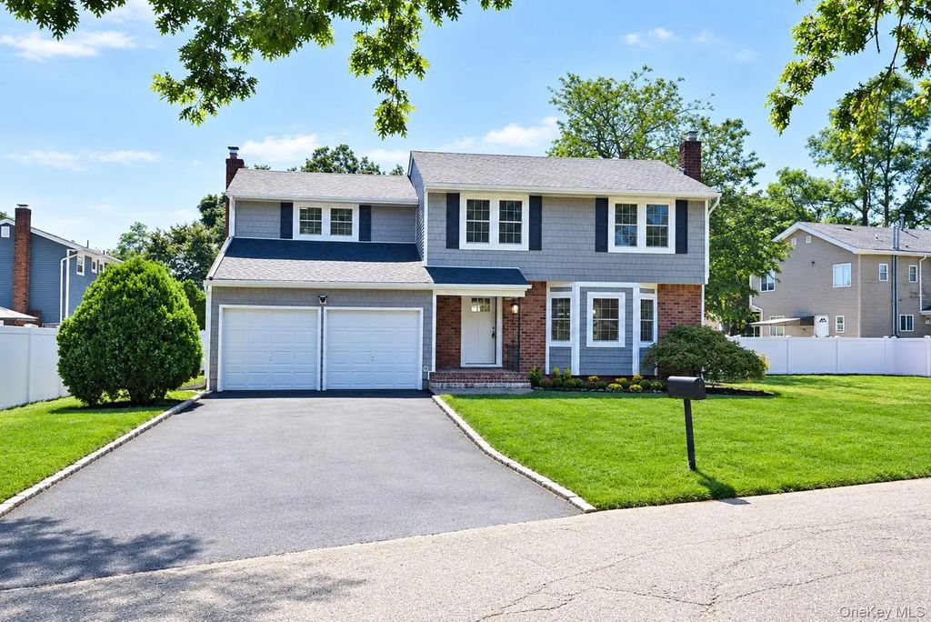 26 Tell Avenue, Deer Park