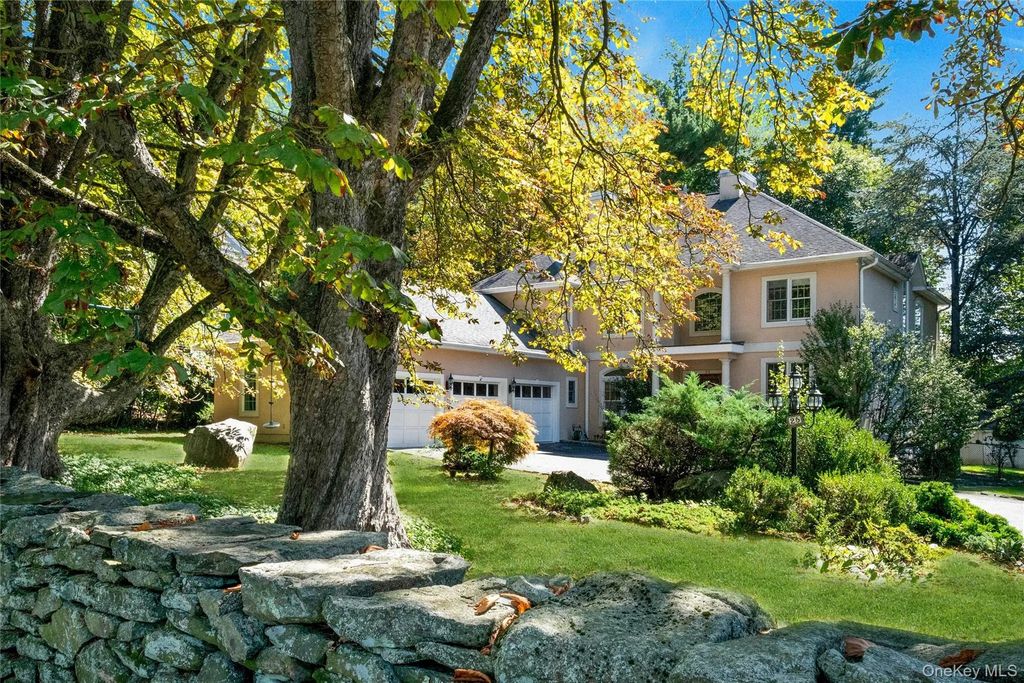 25 Riverview Road, Irvington