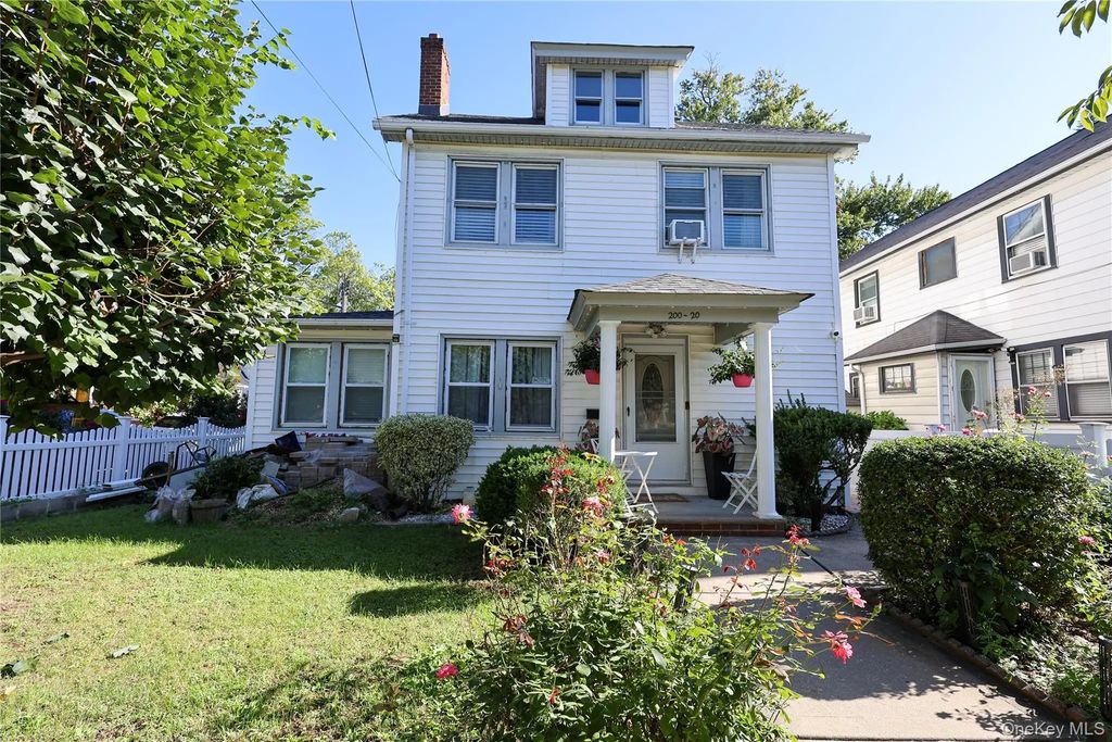 20020 104th Avenue, Saint Albans