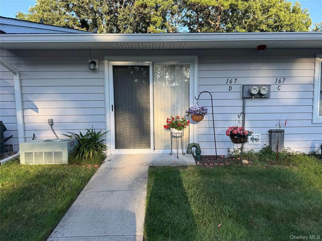 167 Ventry Court # D, Ridge
