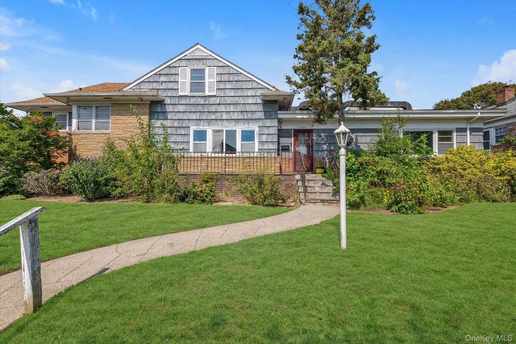 305 E Olive Street, Long Beach