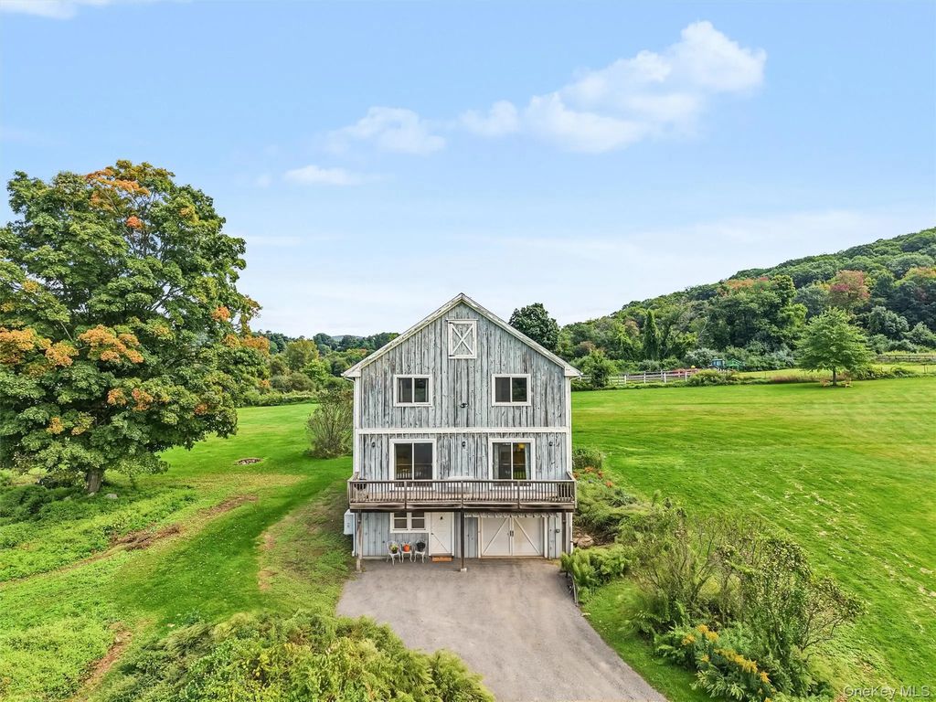 159 Big Elm Road, Brewster