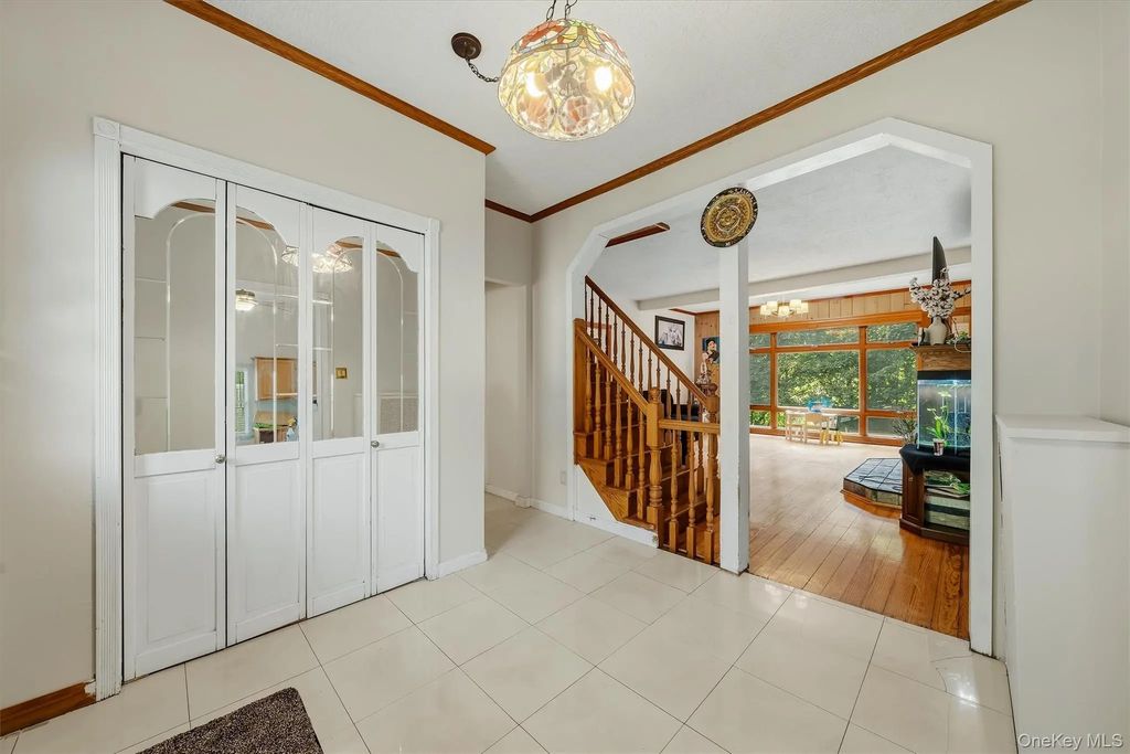 45 Oreco Terrace, Monroe