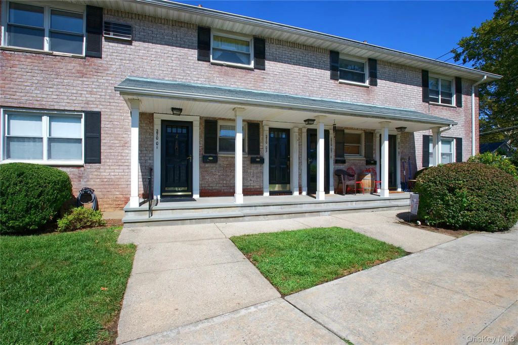27003 82nd Avenue # 2b, New Hyde Park