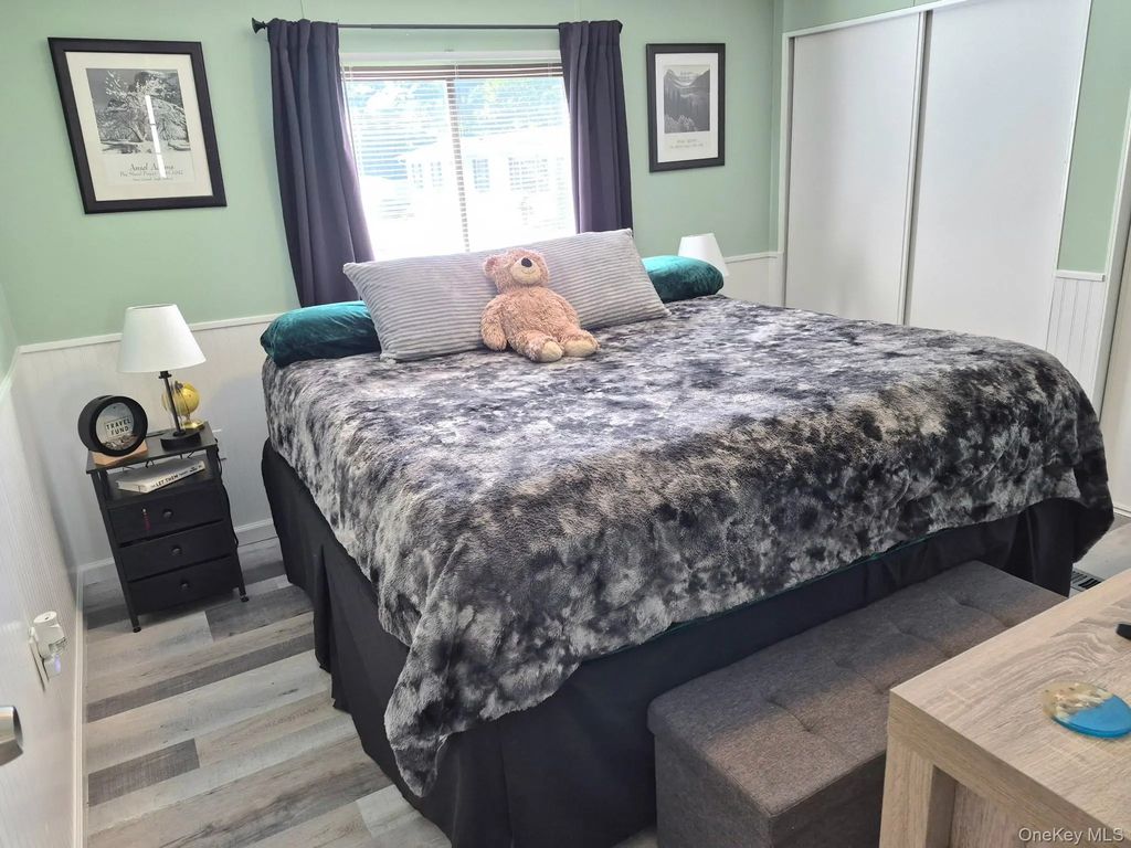 37-28 Hubbard Avenue, Riverhead