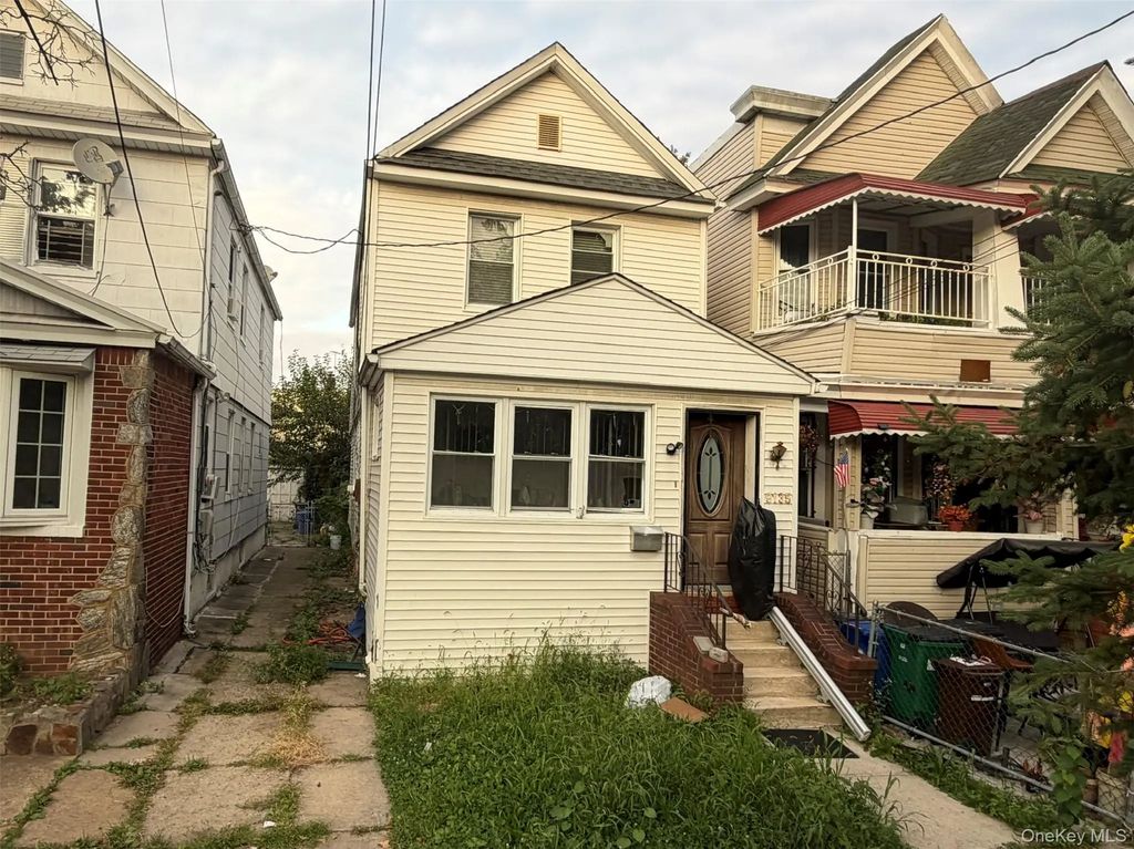 91-35 109th Street, Richmond Hill