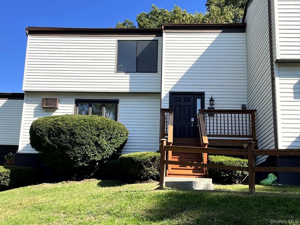 3 Hook Road # 52, Poughkeepsie
