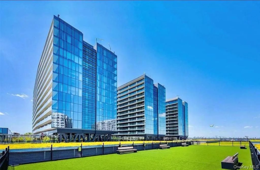 131-01 40th Road # Ph3d, Flushing