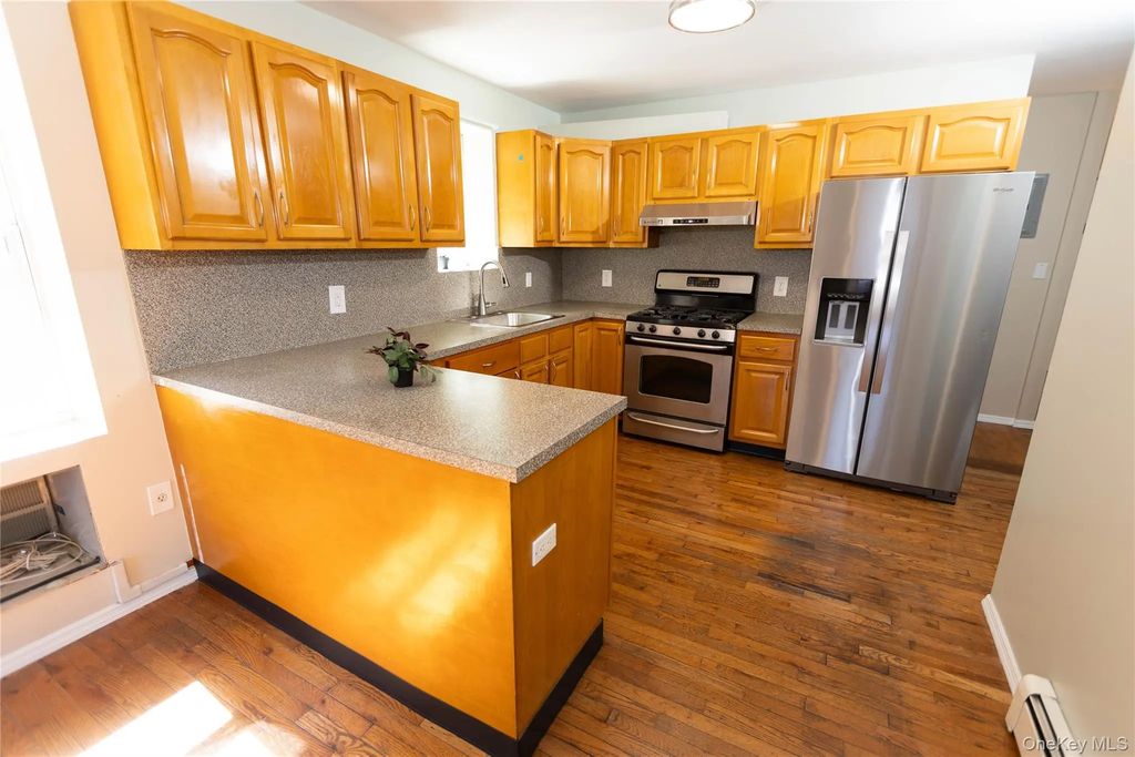 5636 Remsen Place # 2fl, Maspeth