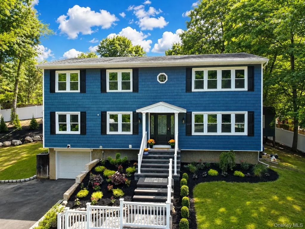 32 & 34 Oakwood Road, Huntington