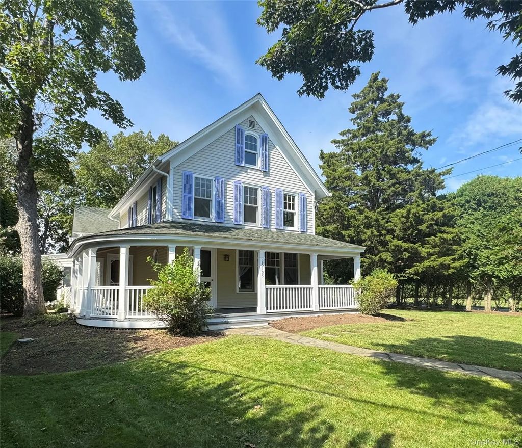 25105 Main Road N, Orient