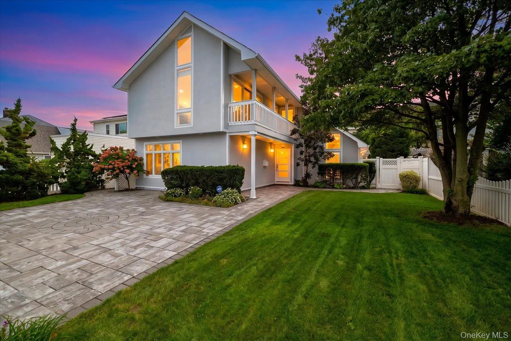 540 W Penn Street, Long Beach