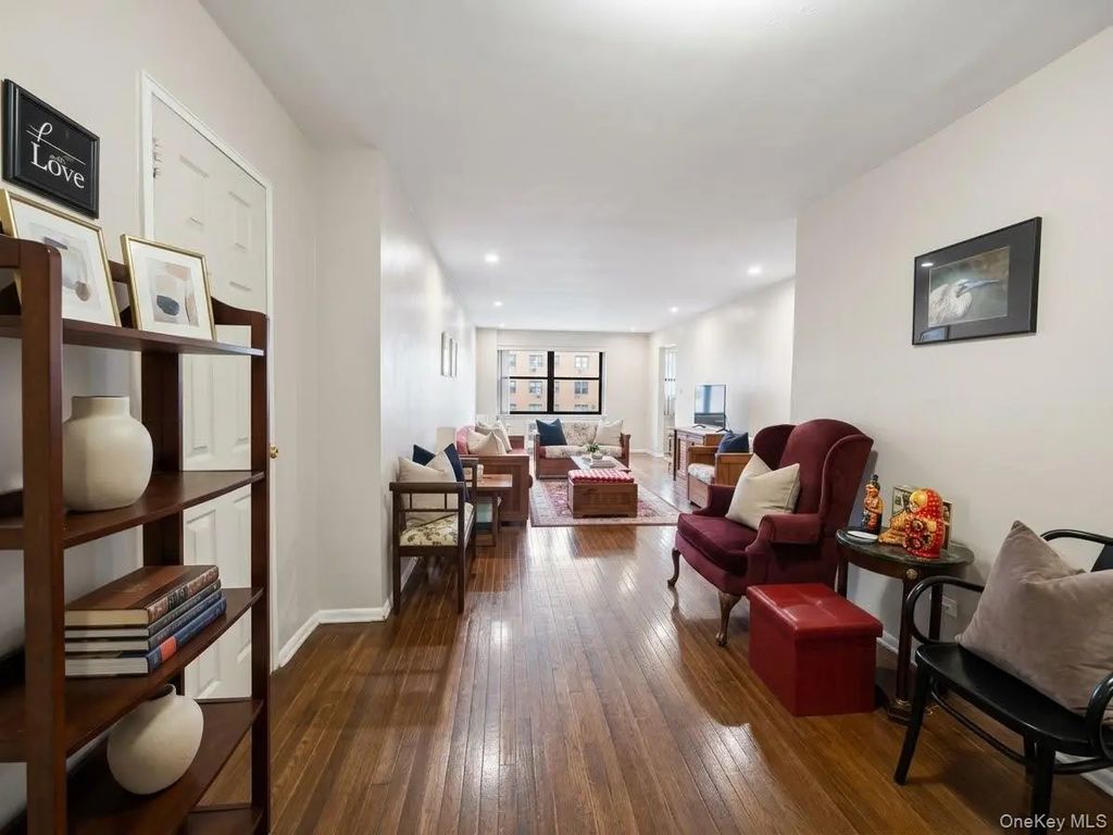 9430 60th Avenue # 5d, Elmhurst