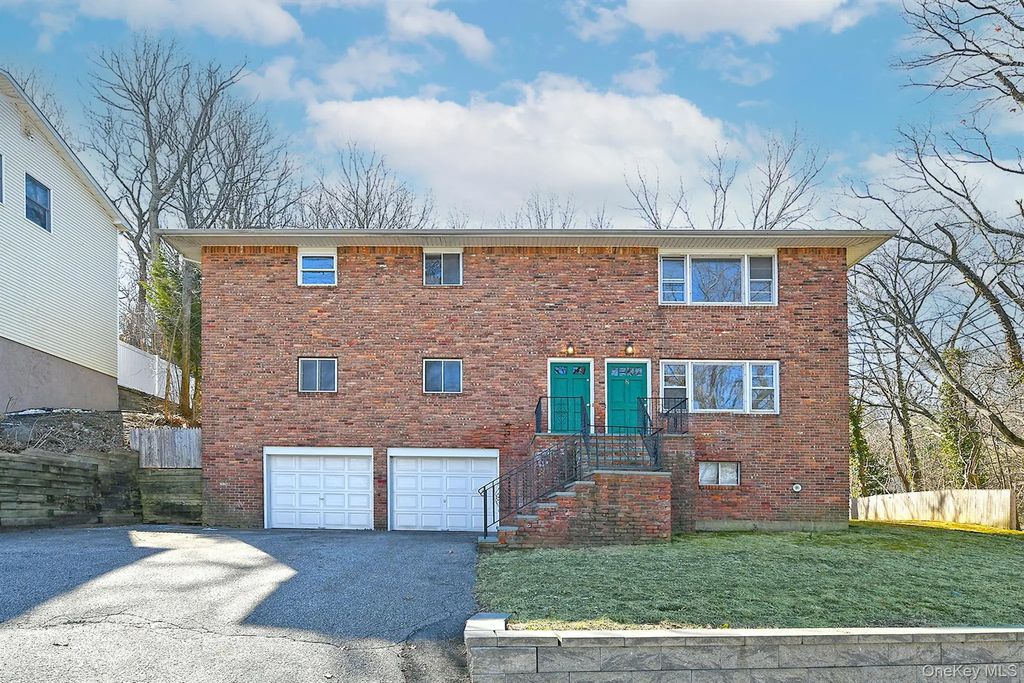 8 Harbor Hill Road # 2nd Floor, Glen Cove