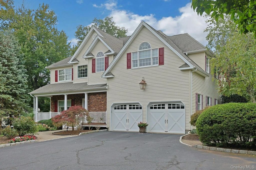 38 Shorn Drive, Blauvelt
