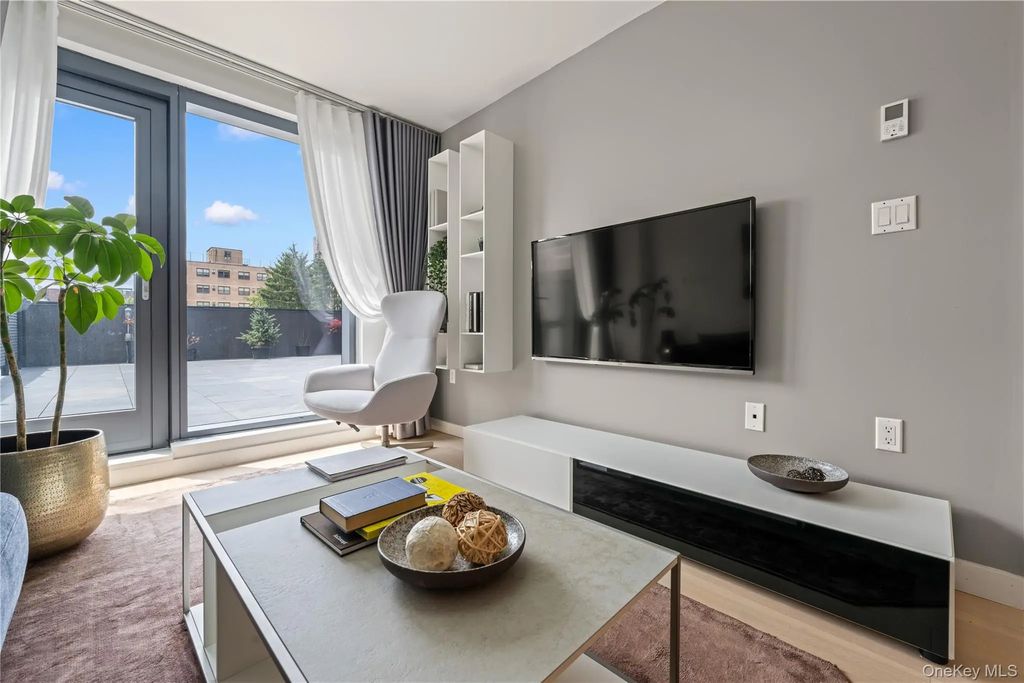 144-49 Northern Boulevard # 403, Flushing