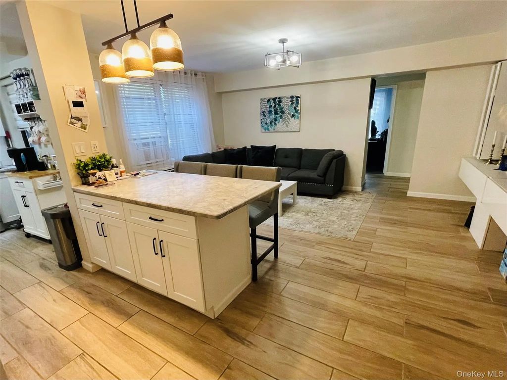 6215 53rd Avenue # 1a, Maspeth