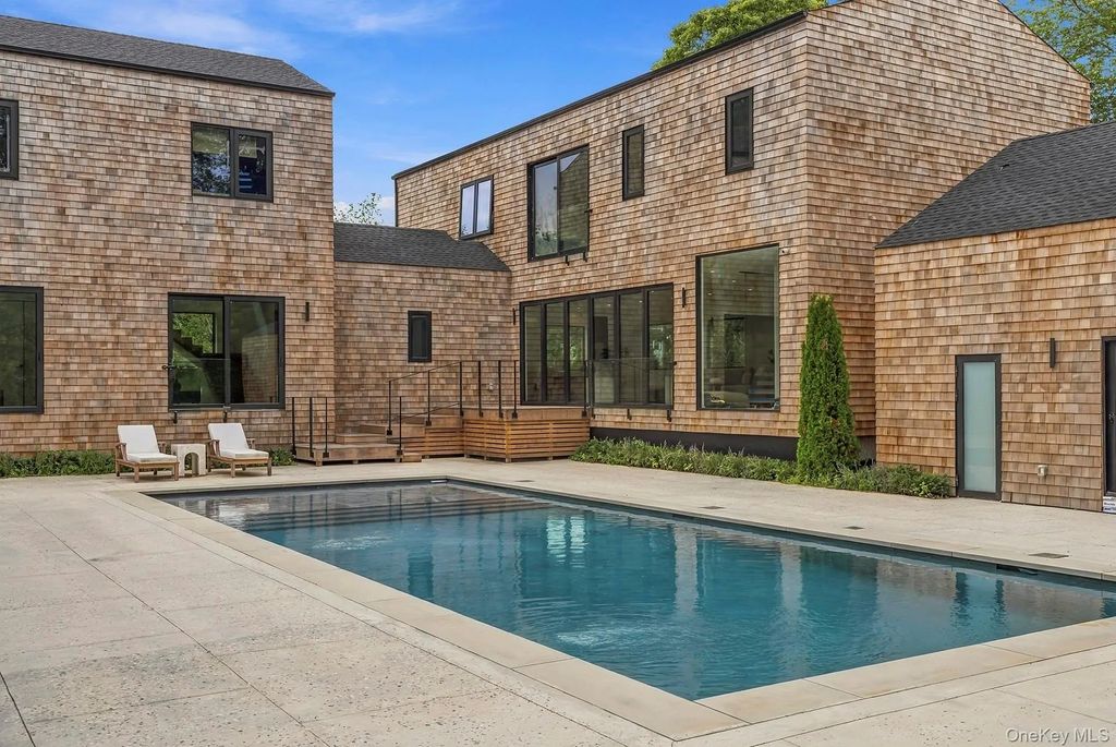 4 Linden Lane, Quiogue