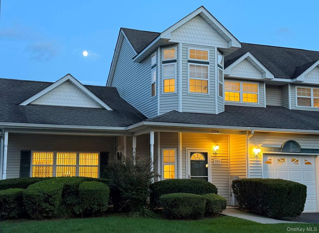 3704 Amen Corner, Riverhead