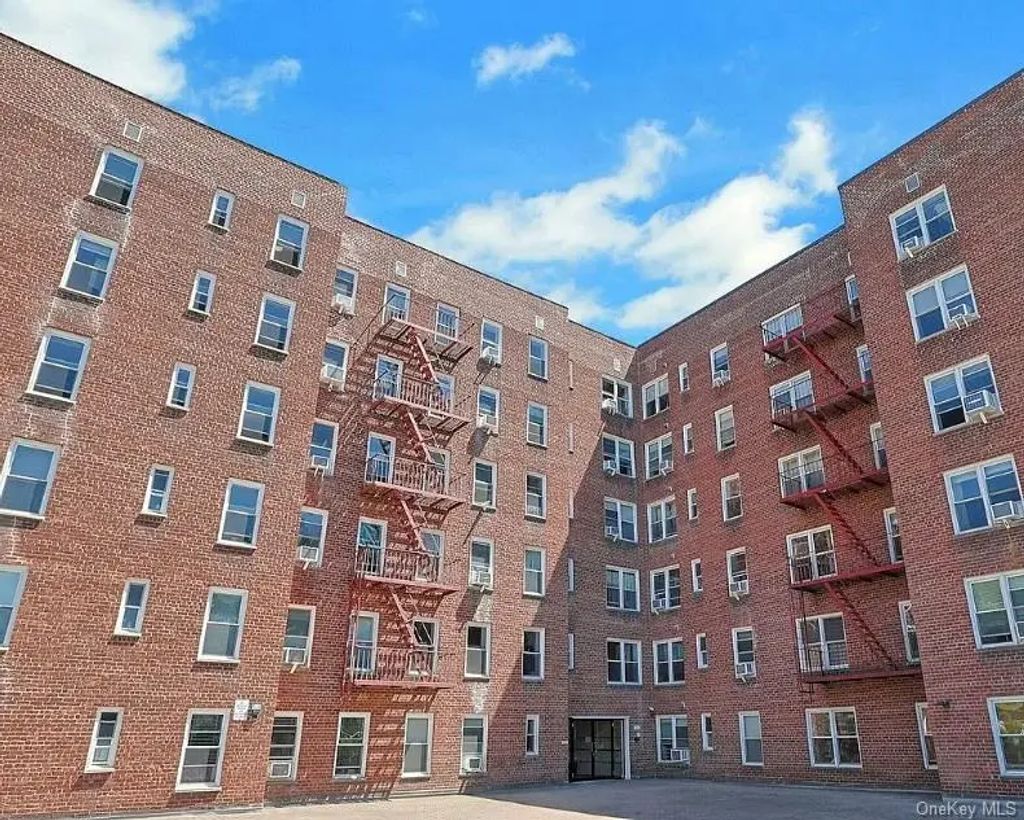 1 Hawley Terrace # 5j, Yonkers