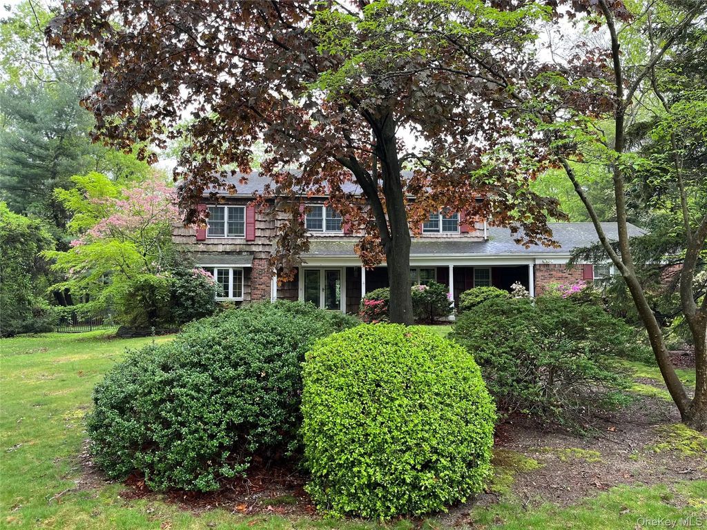 20 Blacksmith Lane, East Northport