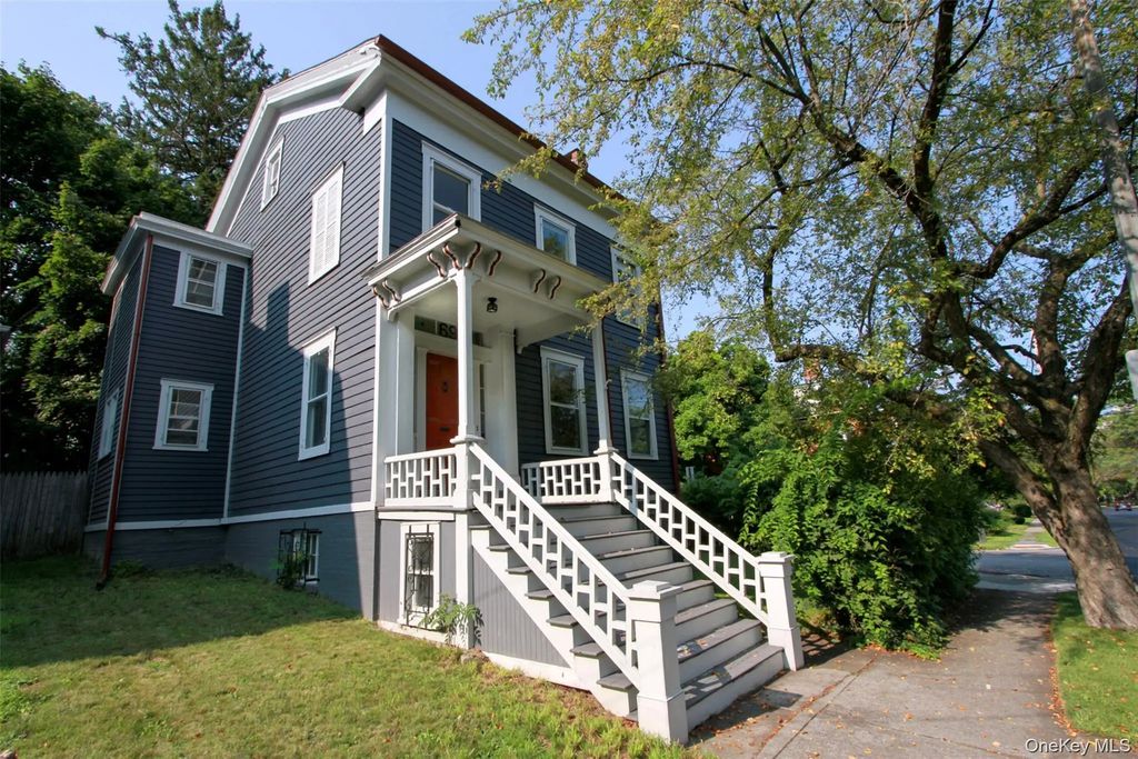 69 Montgomery Street, Poughkeepsie