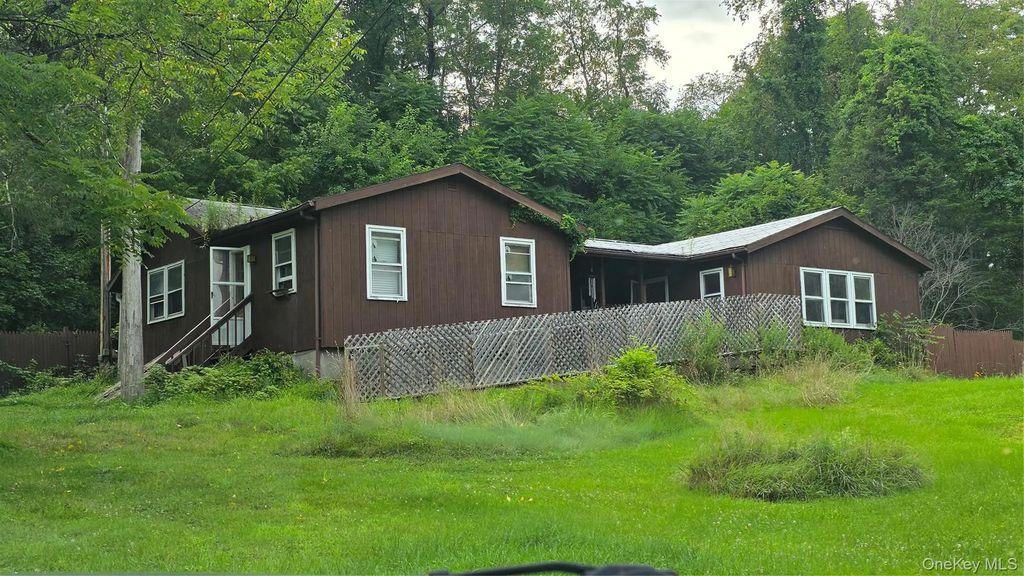 251 Finger Road, Saugerties