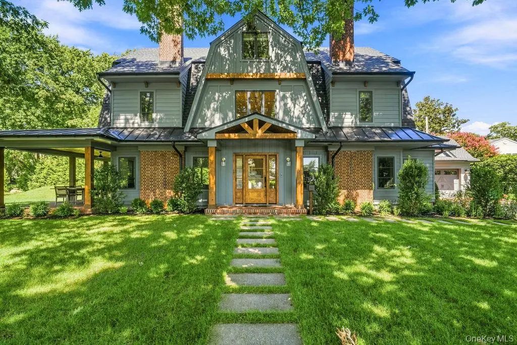 55 Washington Avenue, Garden City