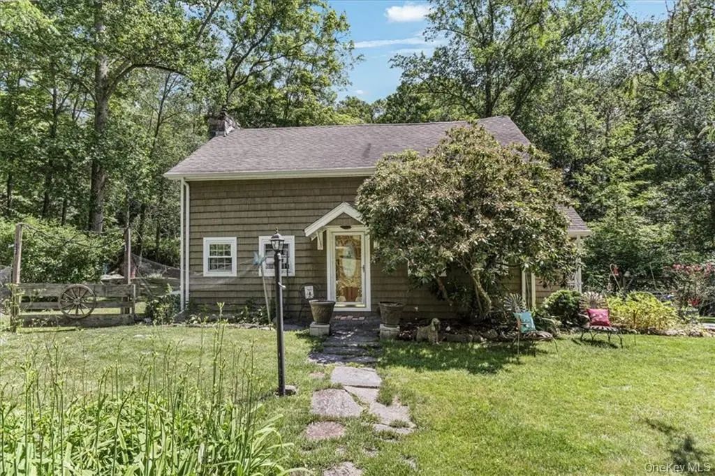 202 Canopus Hollow Road, Putnam Valley