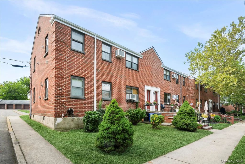 160-48 17th Avenue # 5-147, Whitestone