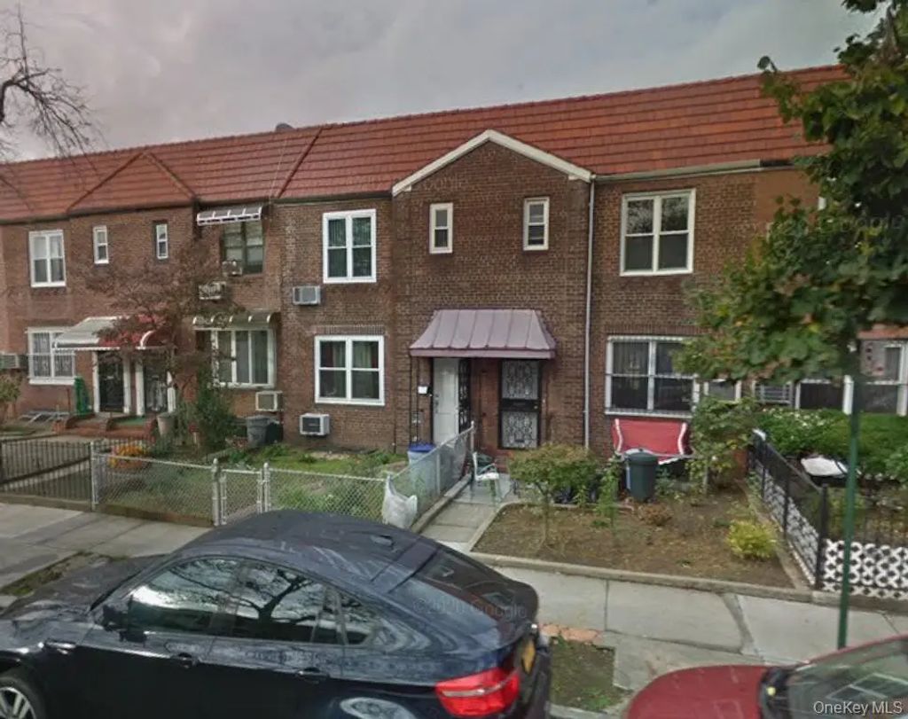 32-20 78th Street, East Elmhurst