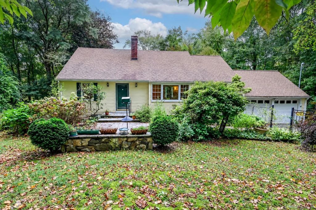 6 David Drive, North Salem