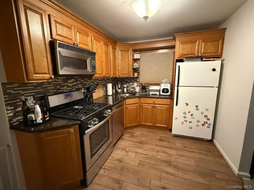 16419 96th Street, Howard Beach