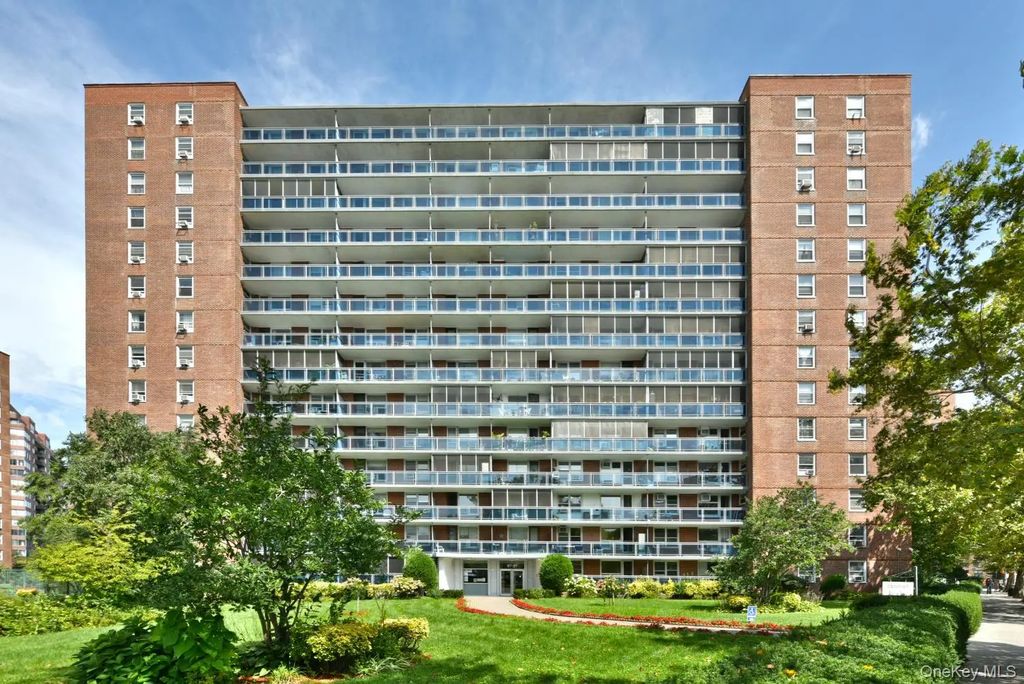 97-37 63rd Road # 9m, Rego Park