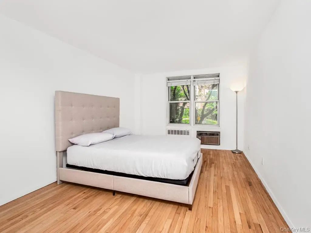 2736 Independence Avenue # 2e, Bronx