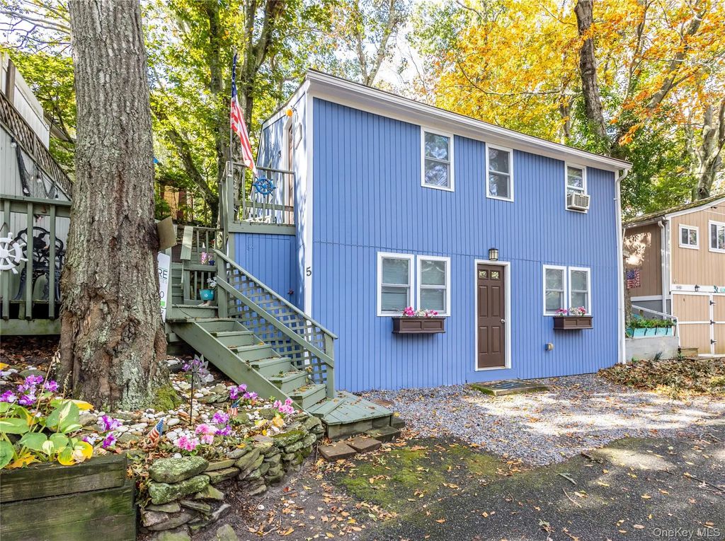 5 Surfway S, Baiting Hollow