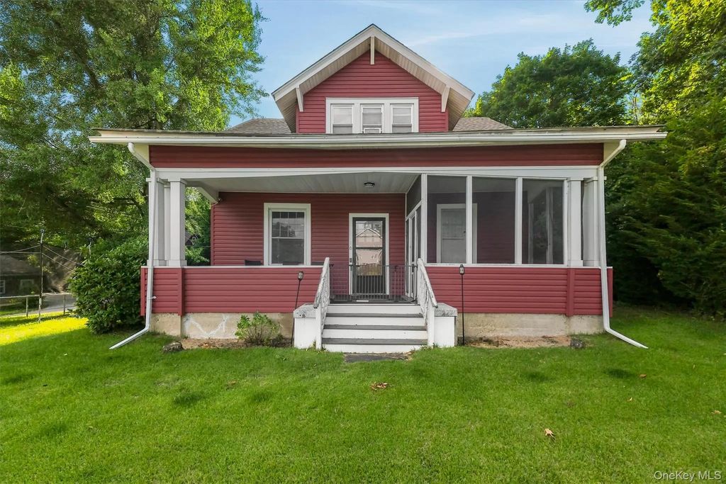116 Fairview Avenue, Poughkeepsie