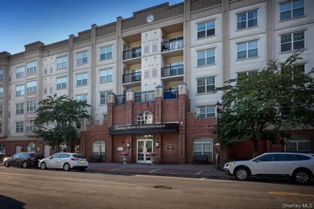100 Glen Street # N2216, Glen Cove