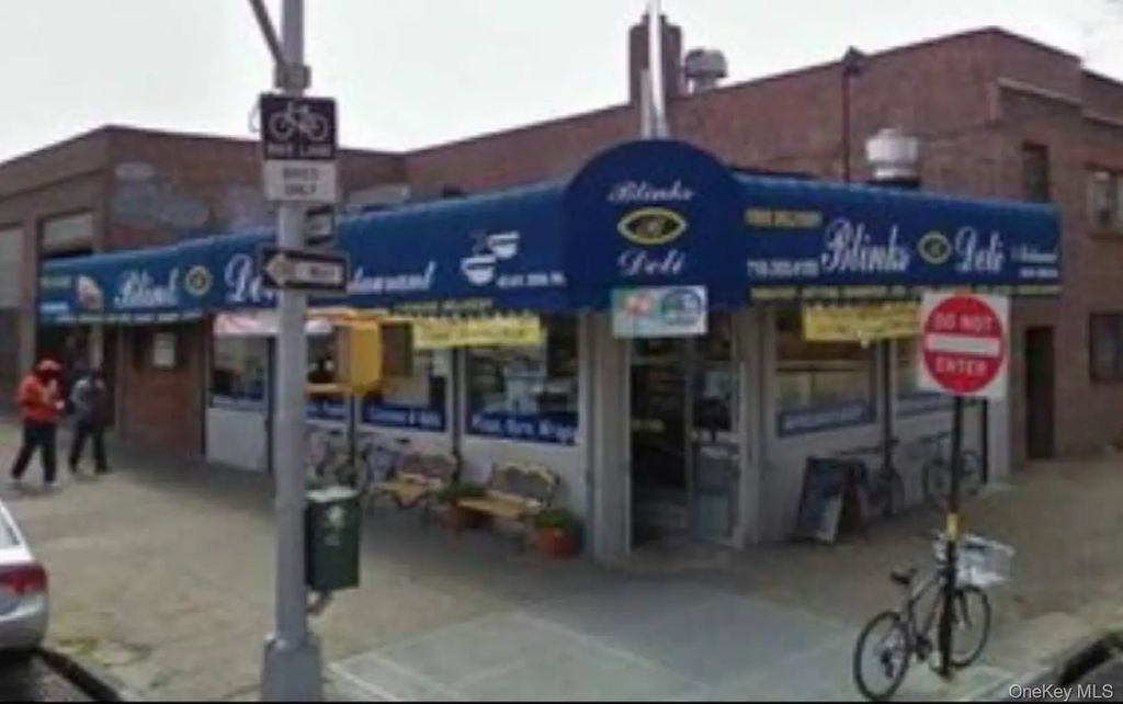 35-04 43 Avenue, Long Island City