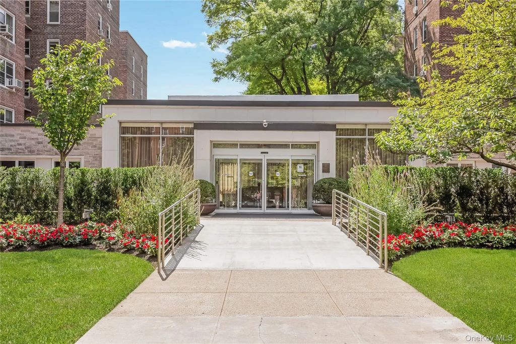 112-20 72nd Drive # C02, Forest Hills
