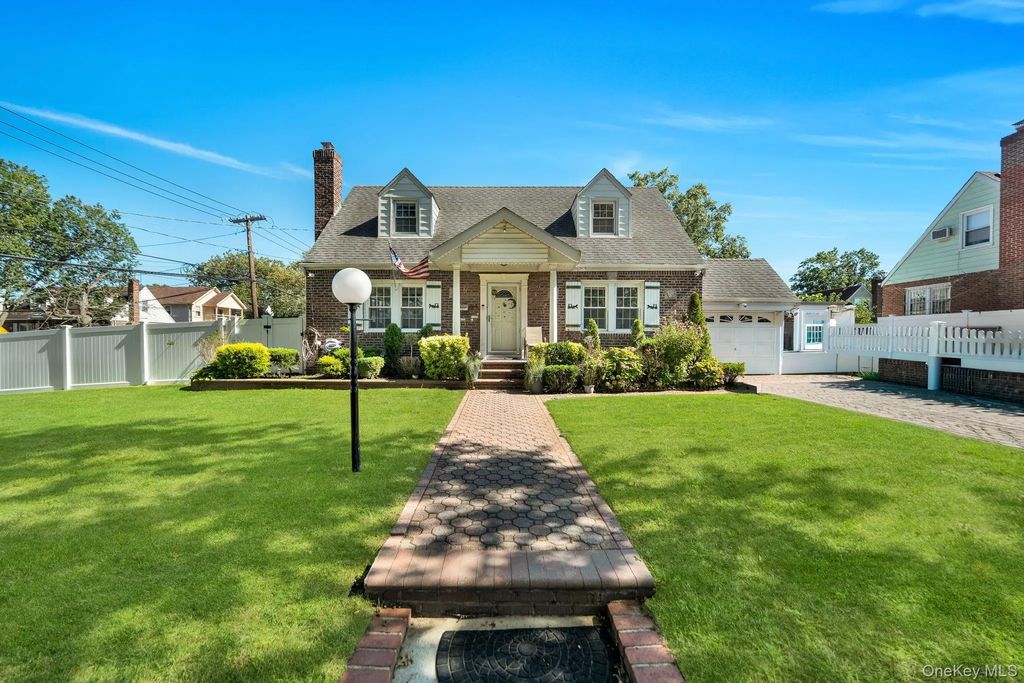 64 Dewitt Street, Valley Stream