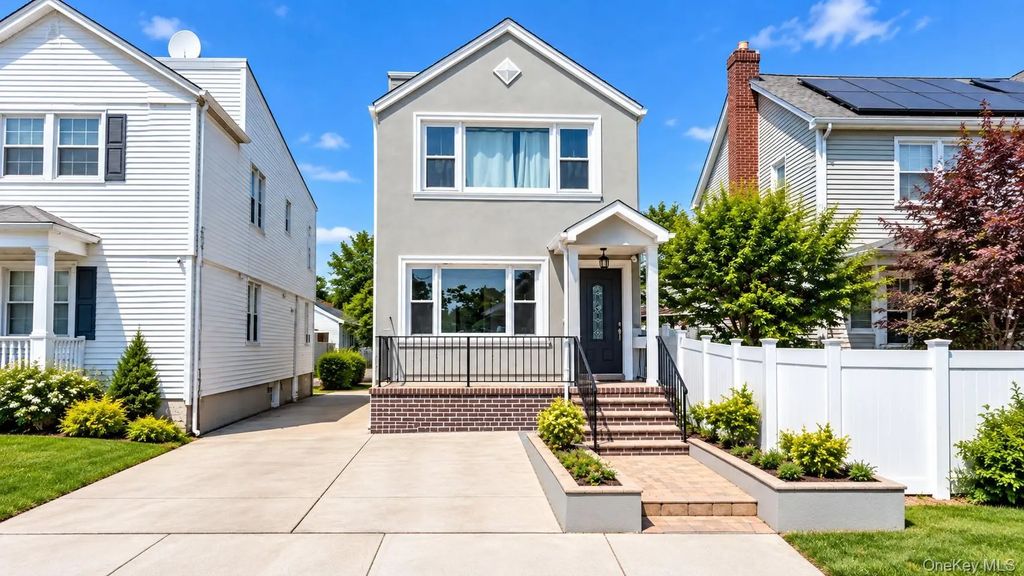 15018 99th Place, Ozone Park
