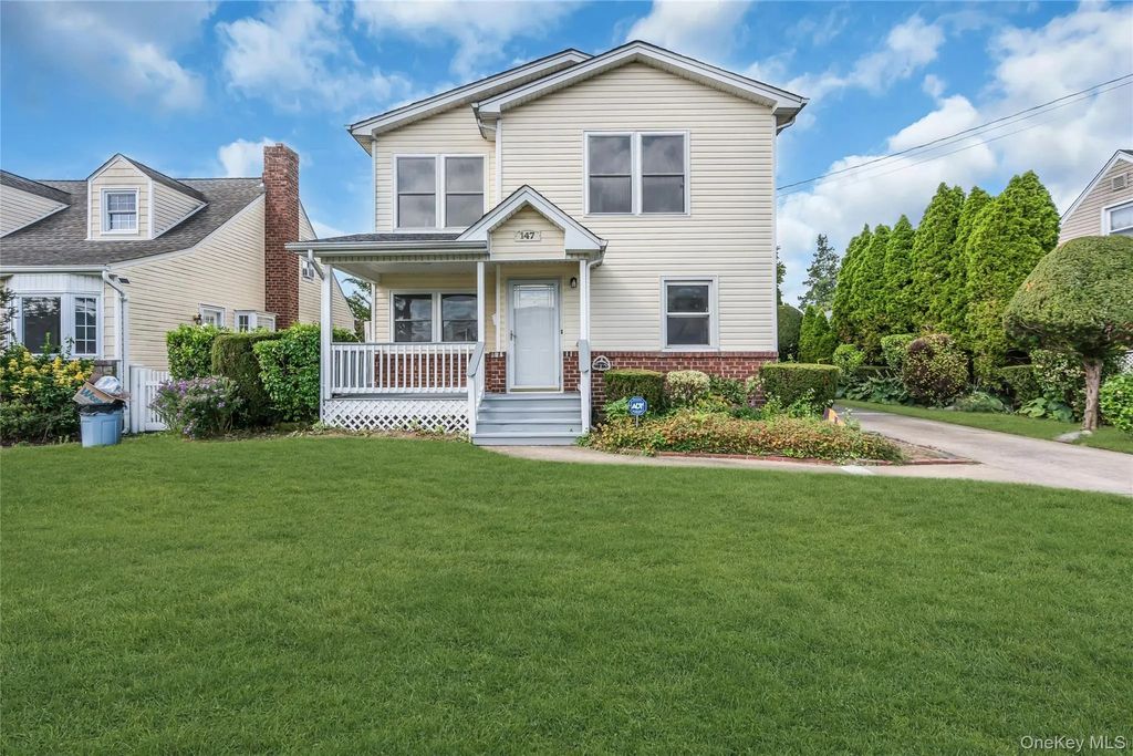 147 Broadway, West Hempstead
