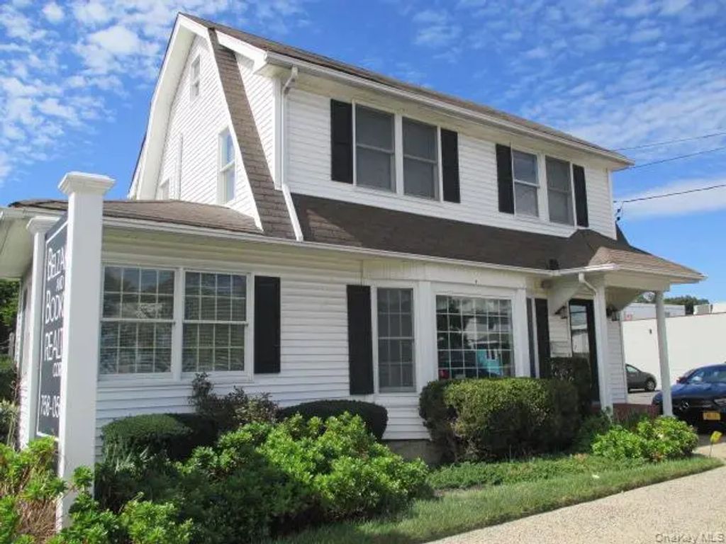 146 Medford Avenue, Patchogue