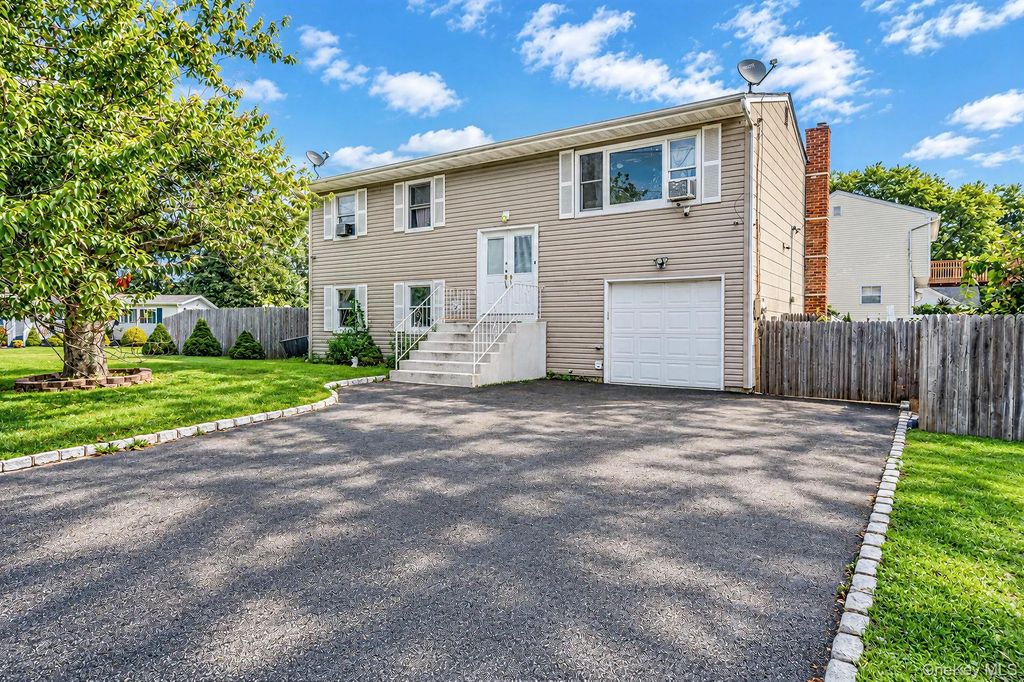 83 Pine Tree Drive, Shirley