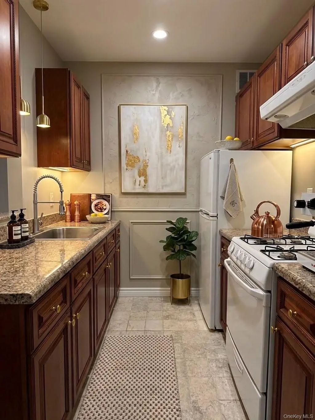 10025 Queens Boulevard # 6l, Forest Hills