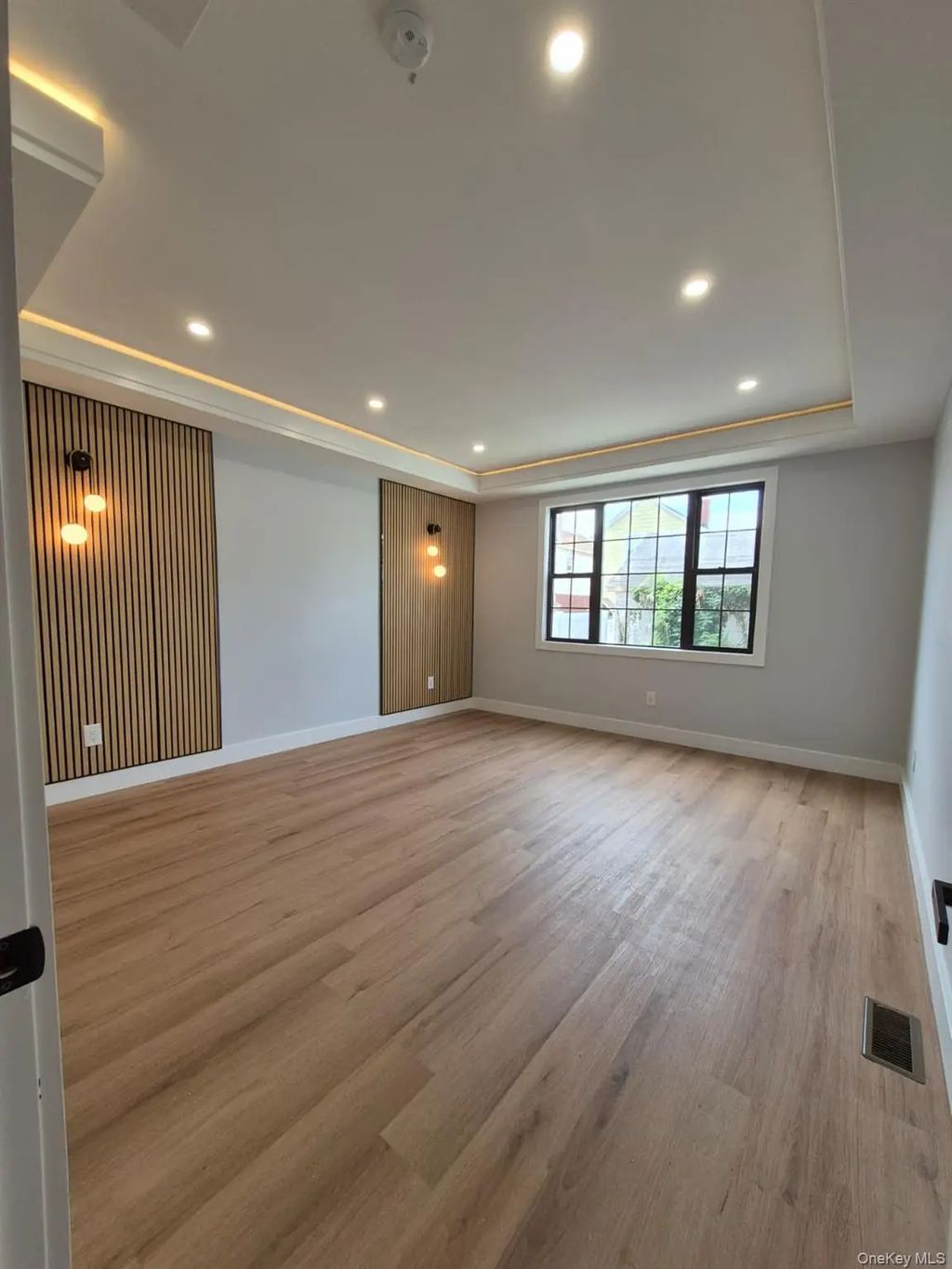 195th Street 119-40, Saint Albans