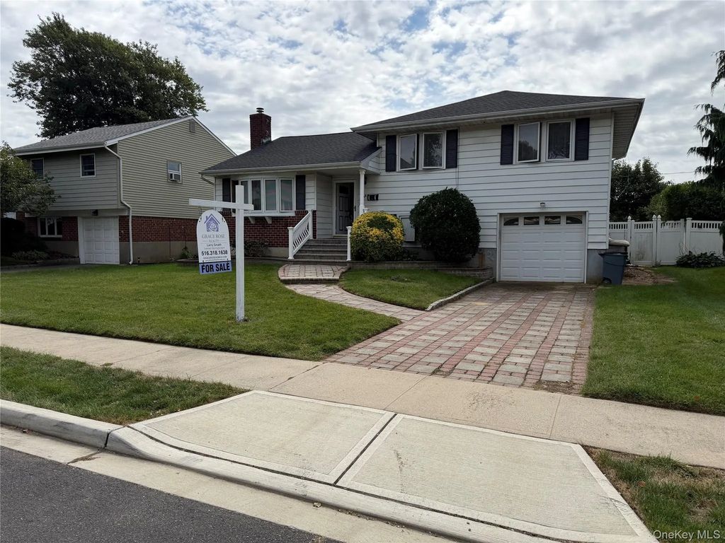 3938 Bernice Road, Seaford